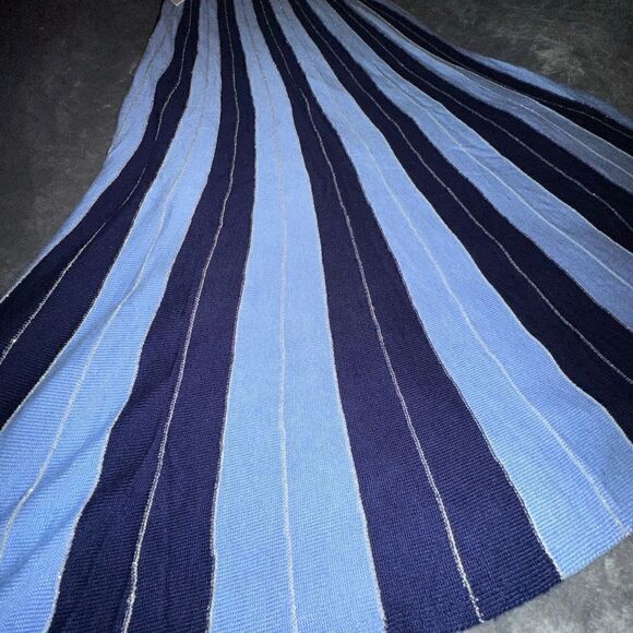 NWTs Anthropologie foxiedox Nina Sweater Midi Skirt Size Medium - Picture 9 of 13